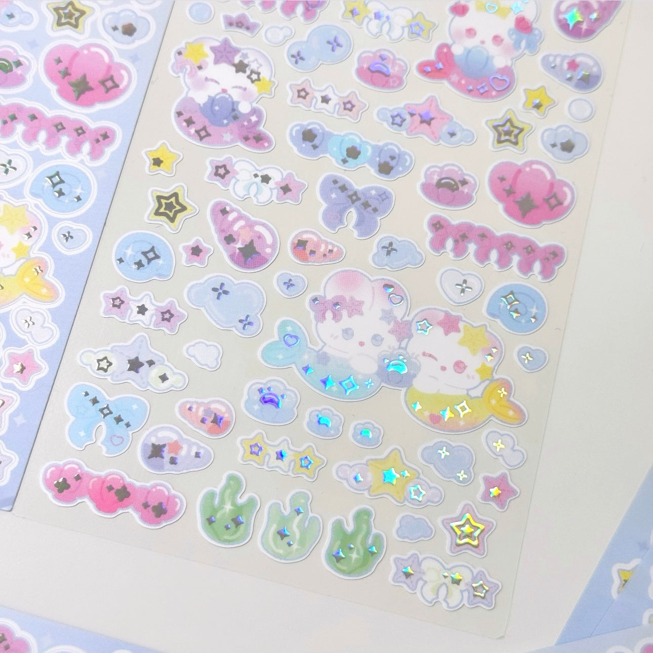 MERMAIDS & SEASHELLS
